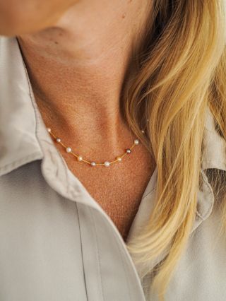 Zlatý náhrdelník se sladkovodními perlami v setu s náramkem ✨🐚