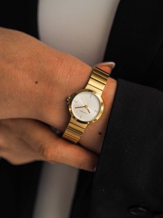 Najdete u nás i drobné modely hodinek ⌚️✨, takže pokud stále dáváte přednost klasickým modelům před chytrými hodinkami, u...